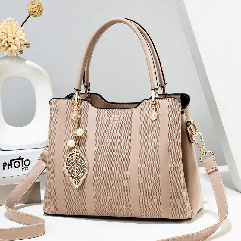 Luxury Women Handbags New Fashion Designer colourful and comfortable