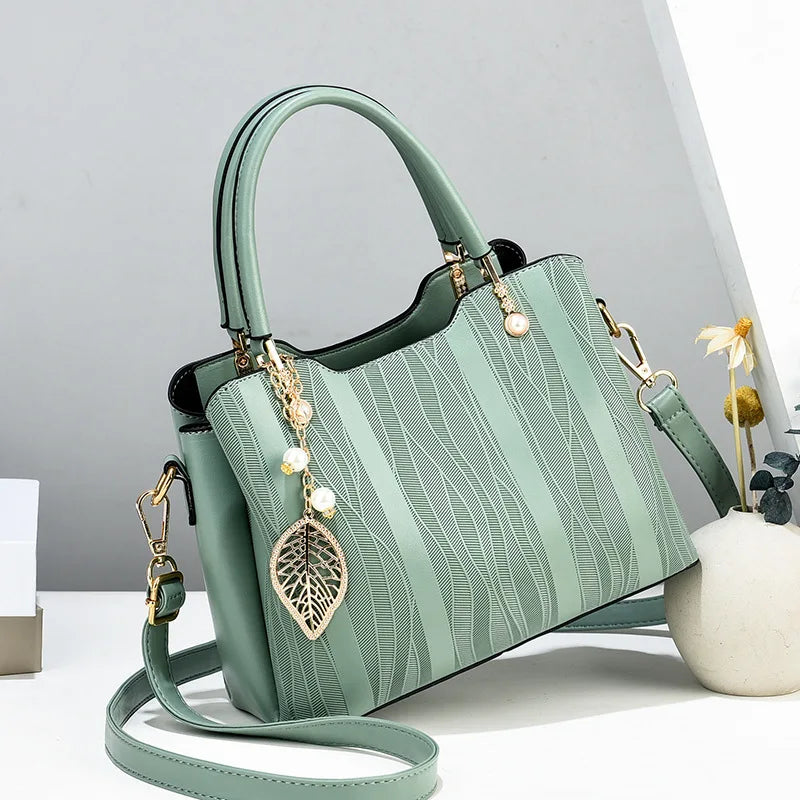 Luxury Women Handbags New Fashion Designer colourful and comfortable